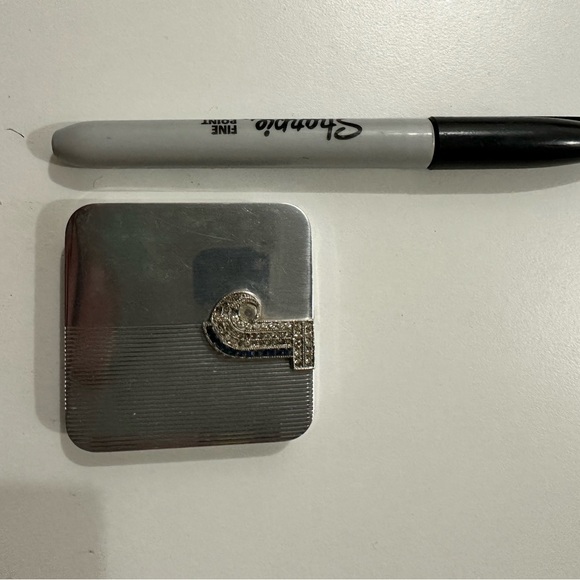 Silver Evan’s with Mayfair vintage compact case - Picture 2 of 10